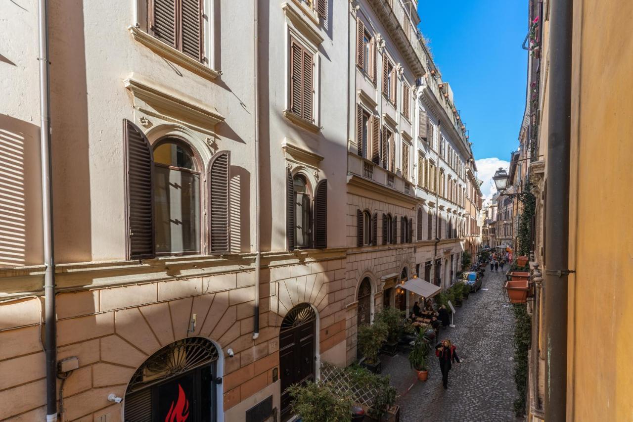 Lovely Spacious Apartment Near The Colosseum Rom Exteriör bild