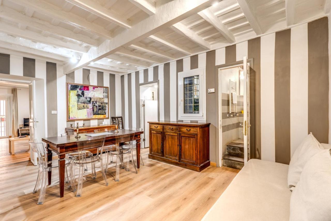 Lovely Spacious Apartment Near The Colosseum Rom Exteriör bild